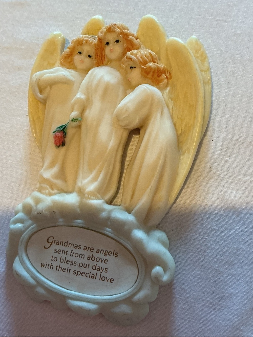 Angel Trio Wall Accent in Cream-Vintage